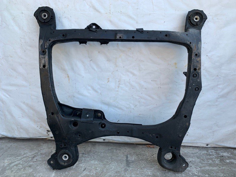 Балка передньої підвіски TOYOTA AVALON 99-05 51100-07010 — 5