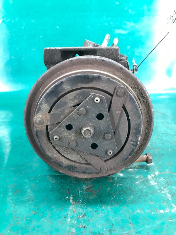 Компресор кондиціонера INFINITI I35 00-04 92600-5Y700 — 4