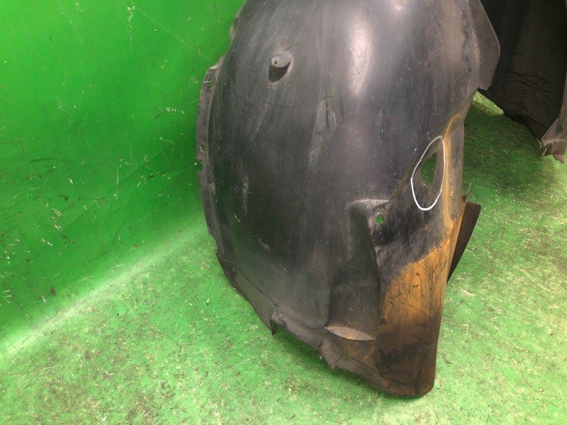 Підкрилок передній правий VOLVO S60 00-09 30655666 — 5