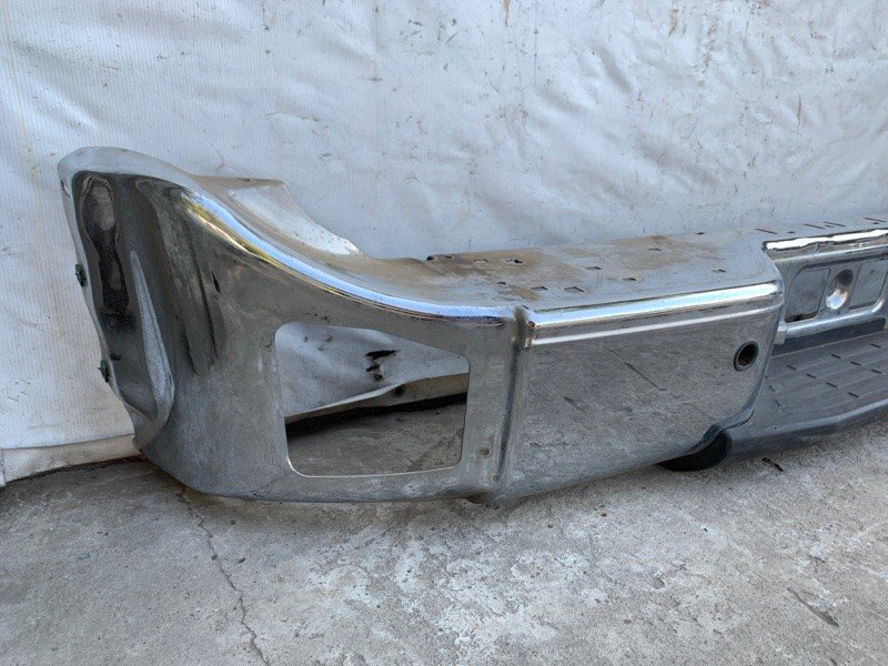 Бампер задній INFINITI QX56 / TITAN / ARMADA 04-16 85010-7S005 — 3