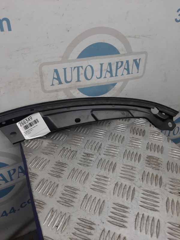 Накладка бампера передня права MAZDA MX-5 06-15 NE51-50-1A1B