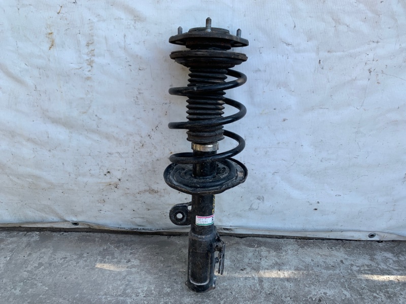 Амортизатор передній правий LEXUS CT200 11-17 48510-79225 — 5