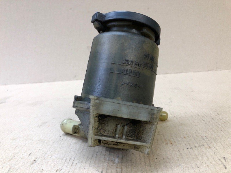 Бачок гідропідсилювача керма TOYOTA COROLLA 120 00-07 44360-02070 — 3