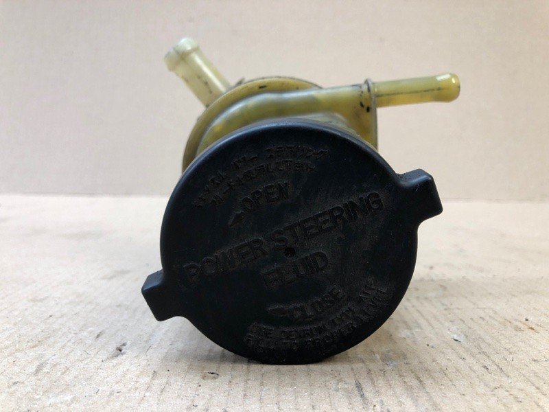Бачок гідропідсилювача керма TOYOTA COROLLA 120 00-07 44360-02070 — 4
