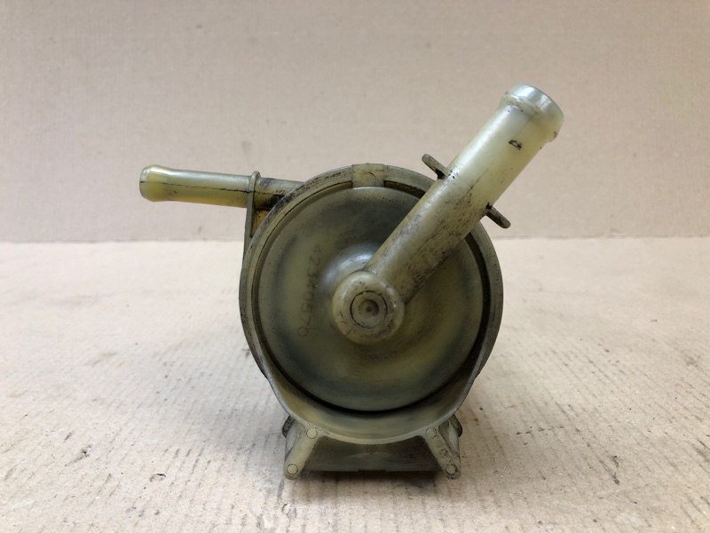 Бачок гідропідсилювача керма TOYOTA COROLLA 120 00-07 44360-02070 — 5