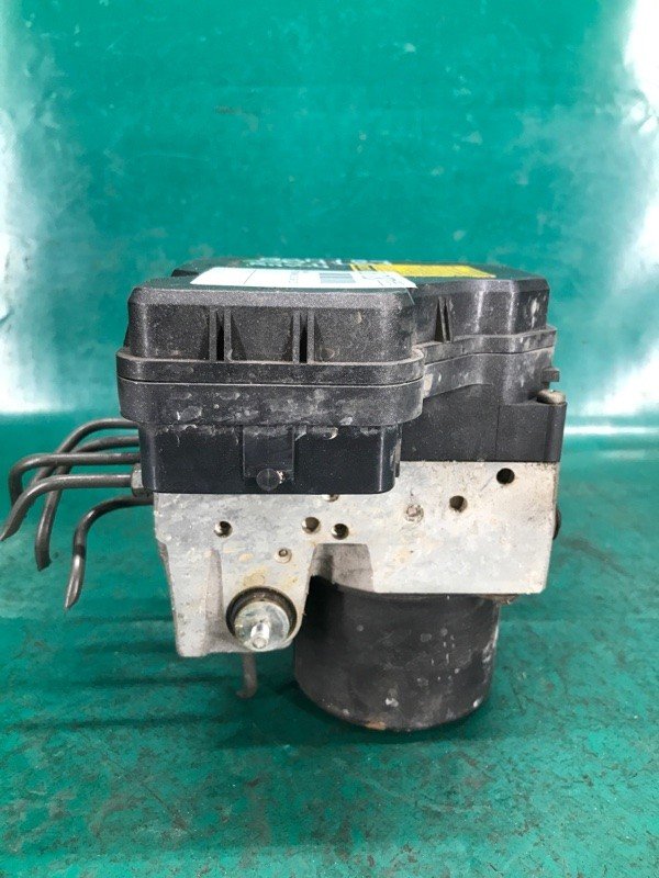 Блок антиблокувальної системи TOYOTA RAV4 05-12 44050-42240 — 4