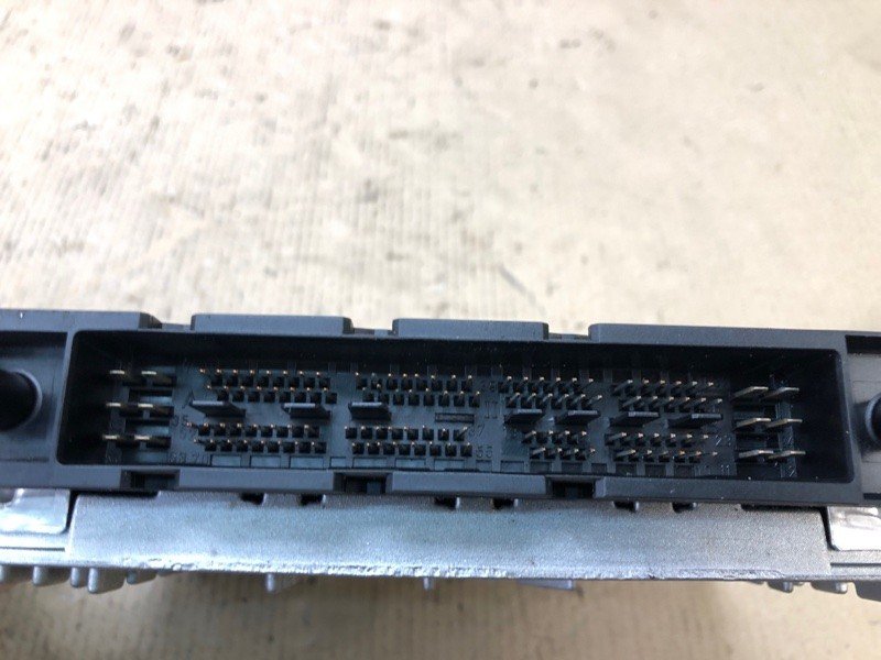 Блок керування двигуном VOLVO S60 00-09 30668478 — 4