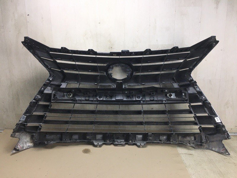 Решітка радіатора LEXUS LX570 15- 53101-60570 — 5