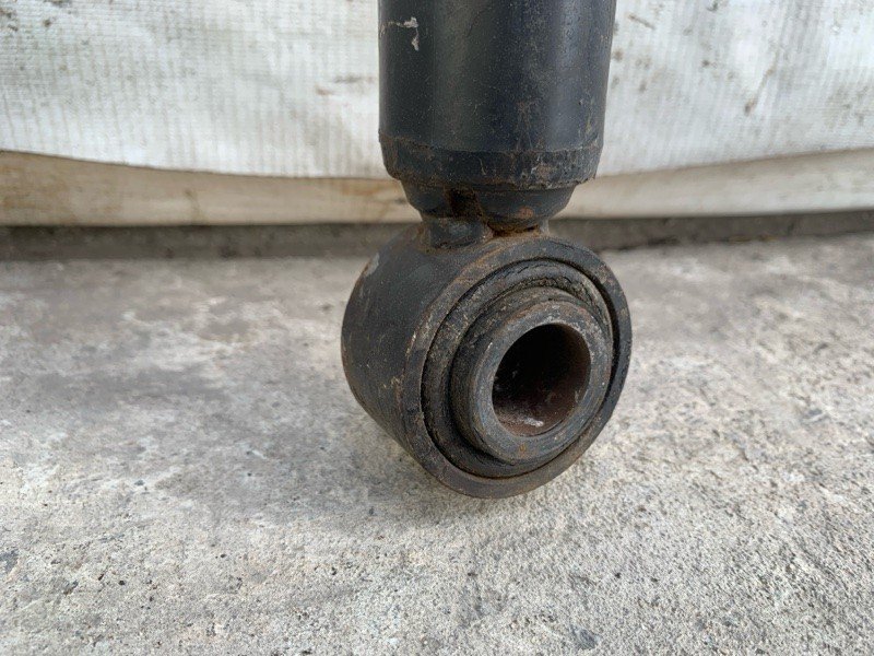 Амортизатор задній TOYOTA SIENNA 03-10 48531-A9050 — 3