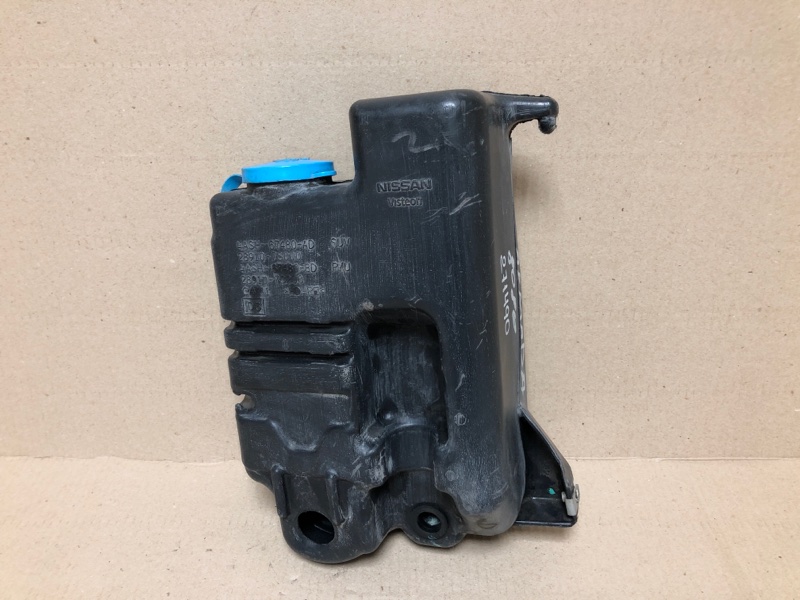 Бачок омивача NISSAN QX56 / TITAN / ARMADA 04-16 28910-7S000