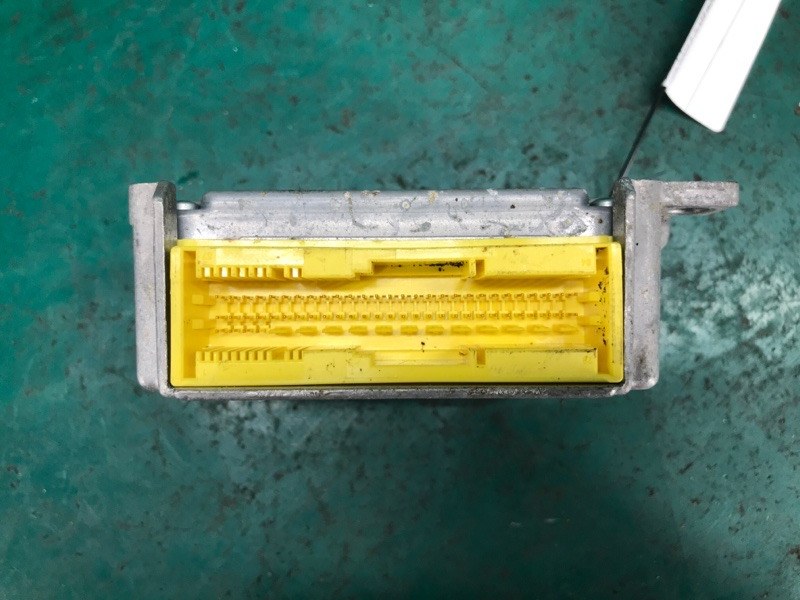 Блок керування AIRBAG MERCEDES E-CLASS W211 02-09 A 211 820 93 85 — 4
