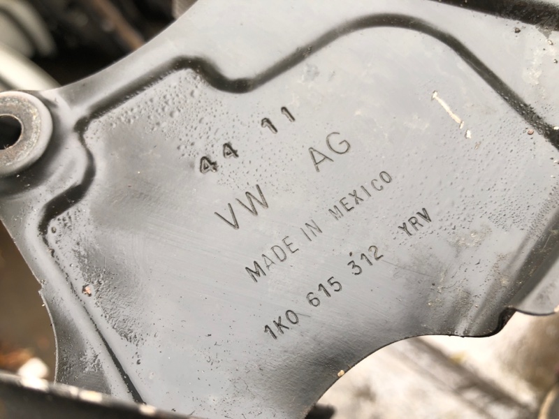 Захист гальмівного диска передній правий VOLKSWAGEN PASSAT B7 11-15 1K0 615 312 F — 3