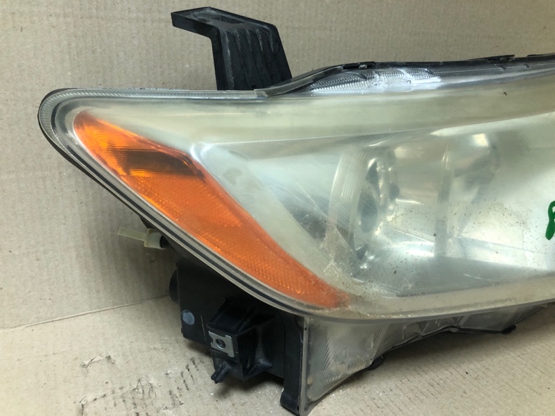 Фара права NISSAN QUEST S 11-17 26010-1JR1A — 5