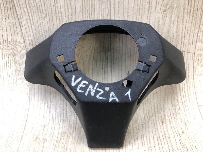 накладка в салоні задня TOYOTA VENZA 09-16 45184-0T010 — 2
