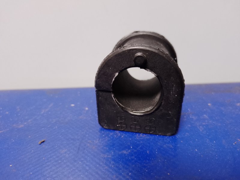 Втулка стабілізатора передня KIA BESTA 94-05 0S083-34156A — 2