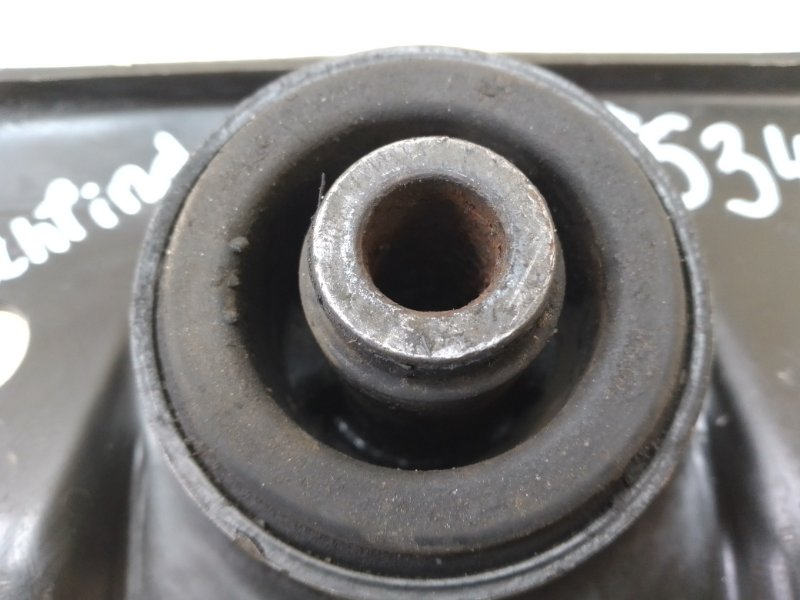 Подушка двигуна передня NISSAN PATHFINDER R51 04-14 11220-7S000 — 4