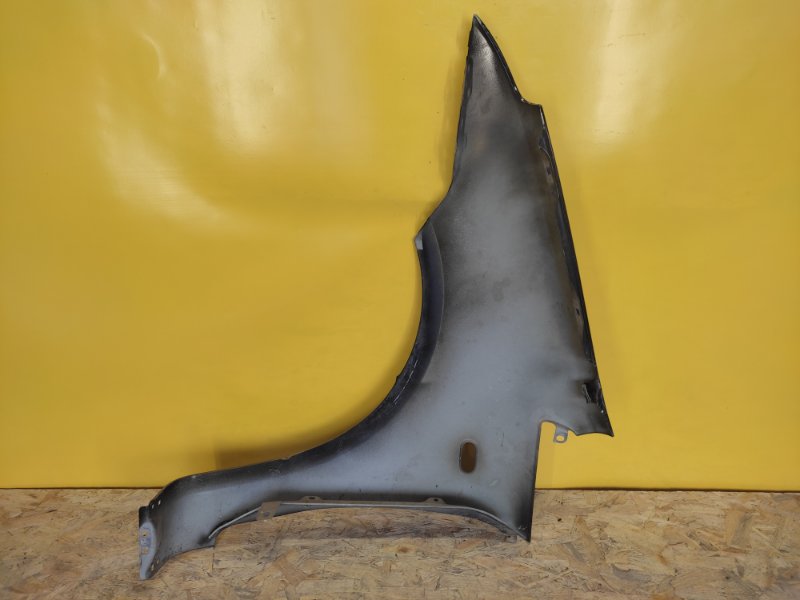 Крило переднє праве FORD C-MAX 02-10 1 474 083 — 4