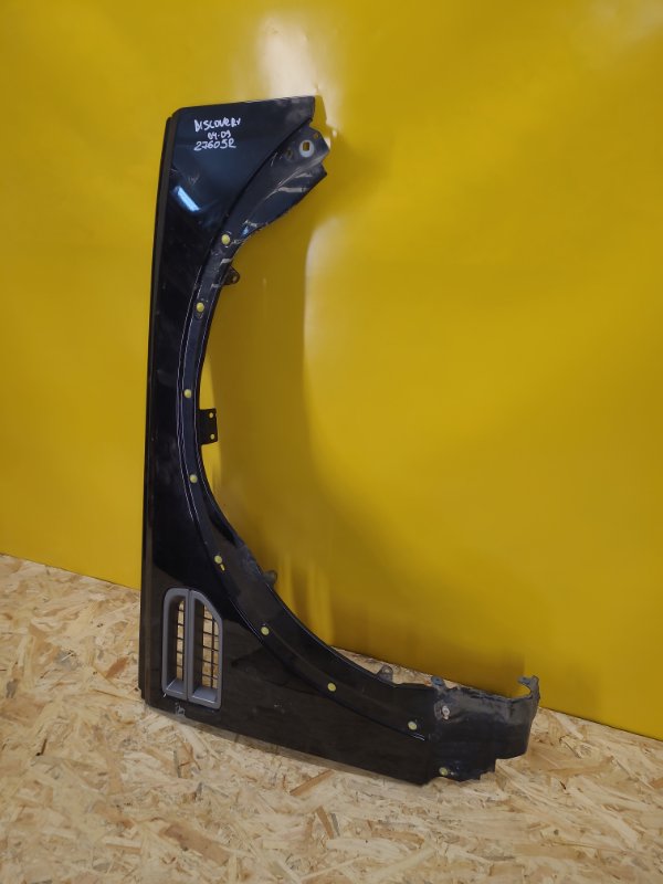 Крило переднє праве LAND ROVER DISCOVERY 04-09 ASB780020 — 3