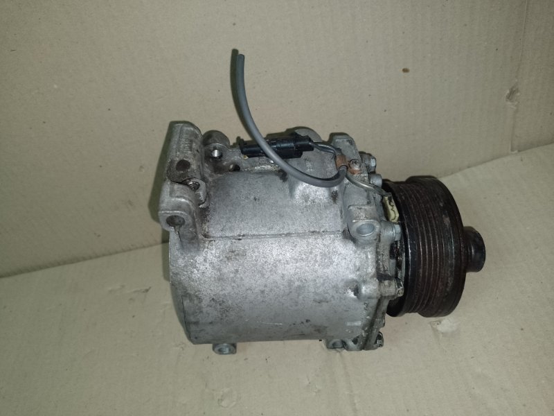 Компресор кондиціонера MITSUBISHI LANCER 4/5/6/7/8 88-02 MR958219 — 3