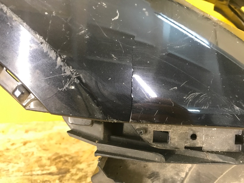 Крило переднє праве BMW X6 (E71) 07-14 51 65 7 052 424 — 3