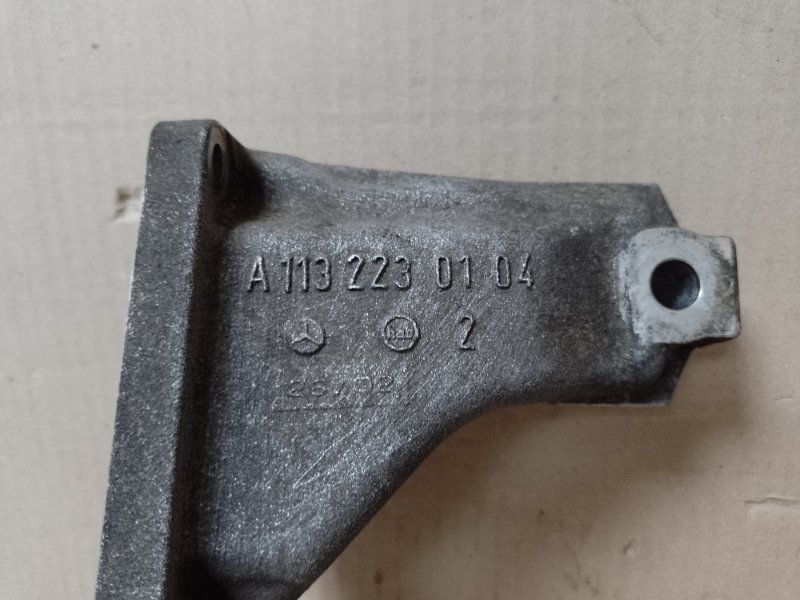 Кронштейн/кріплення двигуна ліве MERCEDES M-CLASS W163 97-05 A 113 223 01 04 — 3