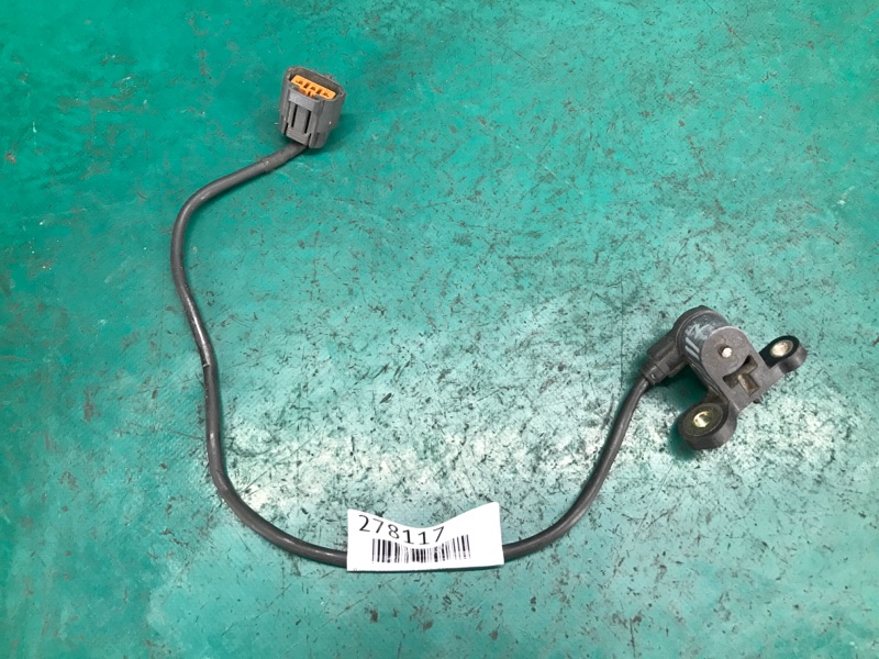 Датчик положення колінвалу MAZDA PREMACY 98-03 FSD7-18-221B
