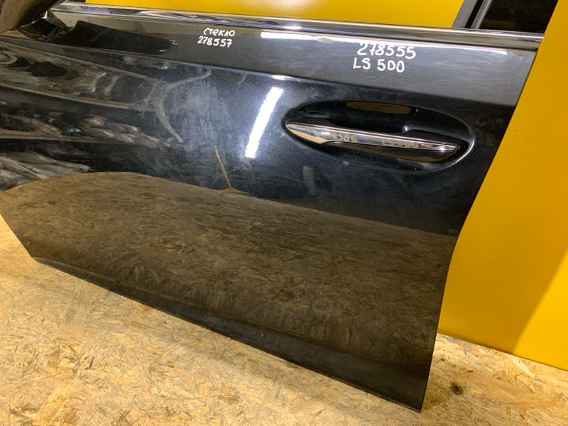 Двері передні ліві LEXUS LS500 18- 67002-50140 — 4