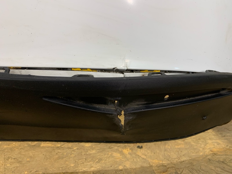 Бампер задній TESLA MODEL S 12- 6008179-00-E — 5