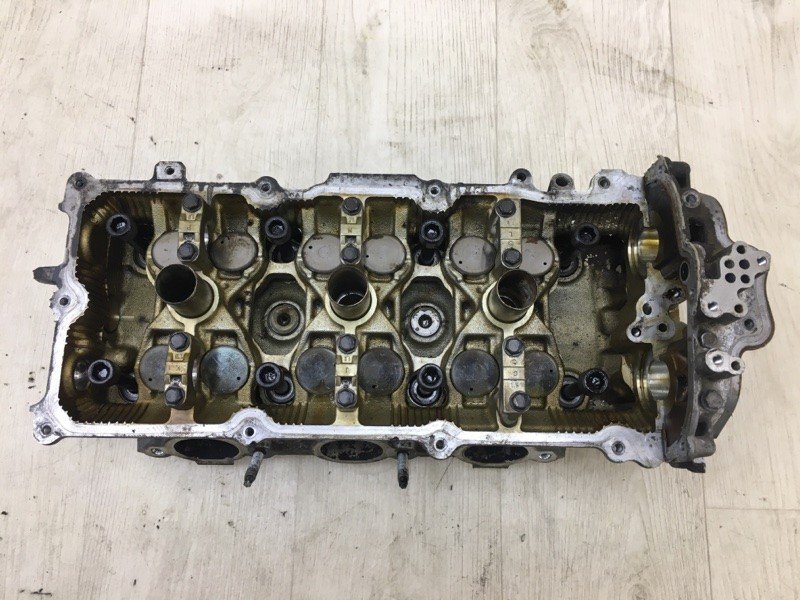 Головка блоку циліндрів ліва NISSAN ALTIMA L31 01-06 110907Y000 — 2