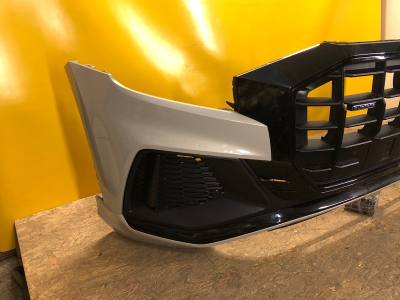 Бампер передній AUDI Q8 18–23 4M8 807 065 — 3
