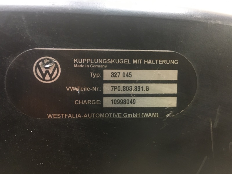 фаркоп VOLKSWAGEN TOUAREG 10-17 7P0803881B — 3