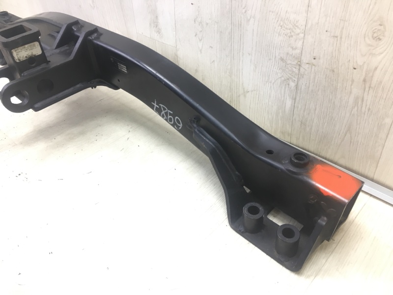 фаркоп VOLKSWAGEN TOUAREG 10-17 7P0803881B — 4