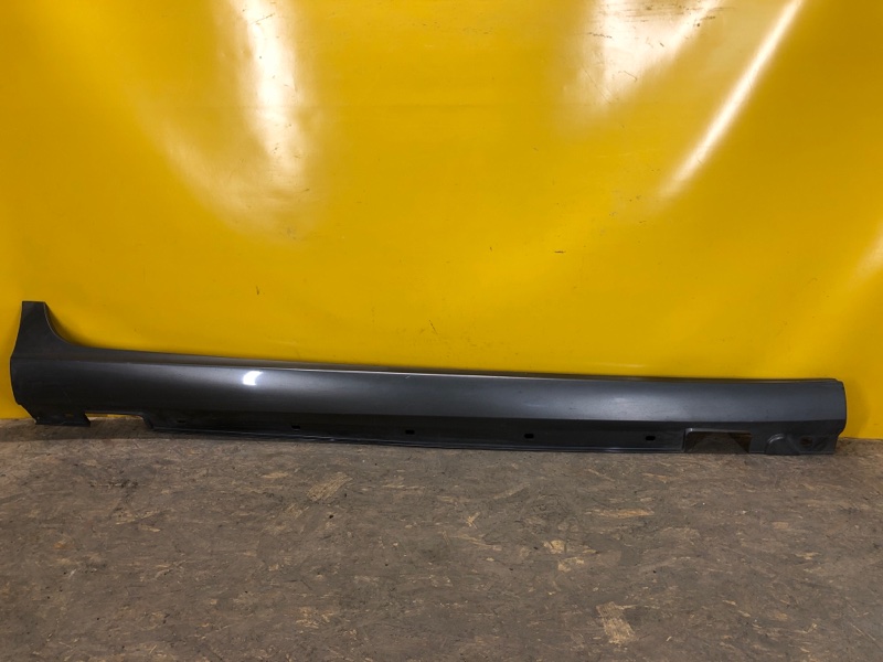 Накладка порогу зовнішня права MERCEDES CLS-CLASS C218 10-18 A2186900240