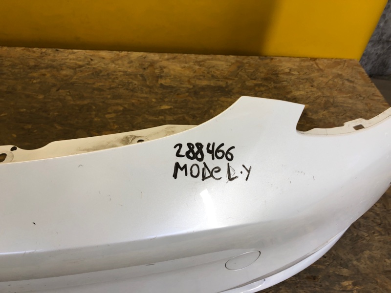 Бампер передній TESLA MODEL Y 19- 1493736-SC-A — 2