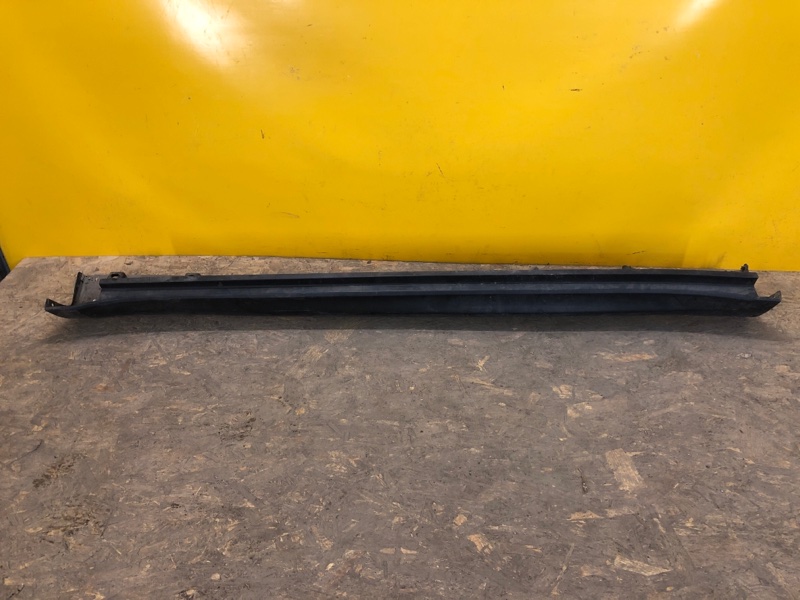 Накладка порогу зовнішня ліва SUZUKI VITARA 15- 77241-54P0