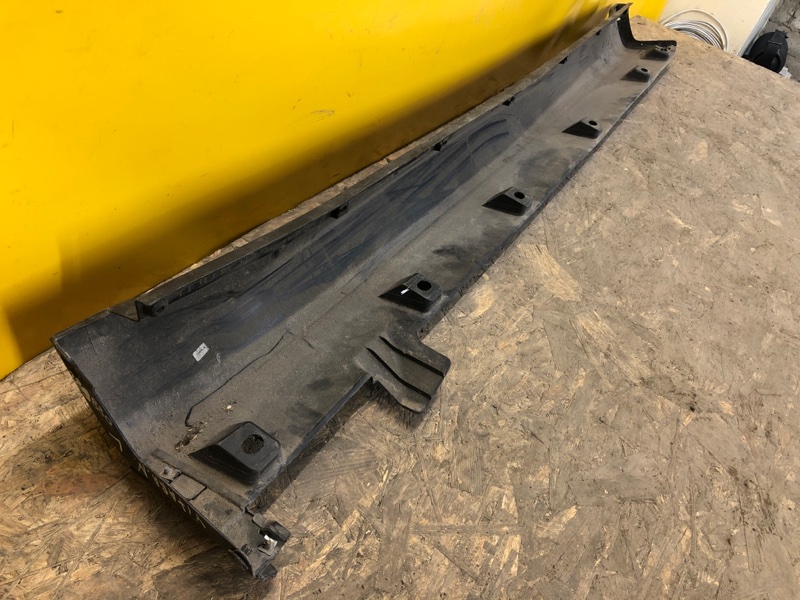 Накладка порогу зовнішня ліва SUZUKI VITARA 15- 77241-54P0 — 3