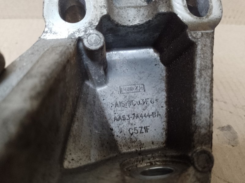 Кронштейн/кріплення КПП FORD EXPLORER 10-20 AA5Z-7A444-B — 3