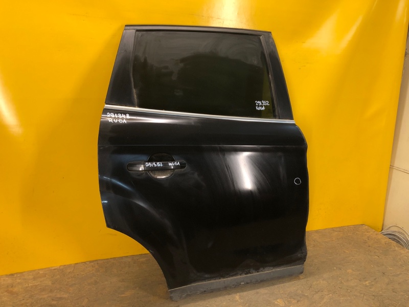 Двері задні праві FORD KUGA  (C394)  08–13 1520944 — 3
