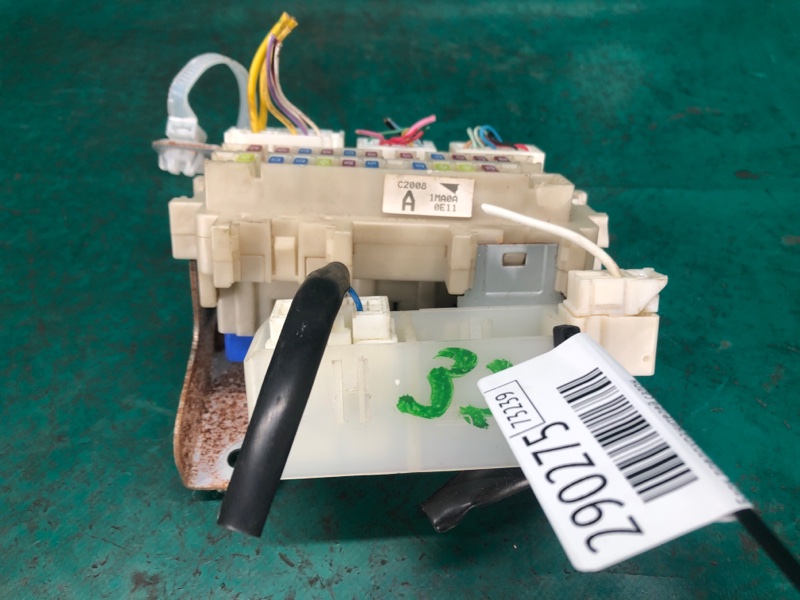 Блок запобіжників салон INFINITI M25/M37/M56/Q70/M35H 10-16 24350-1MA0A — 3