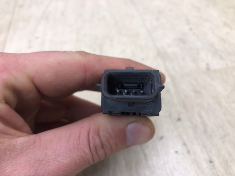 Антена INFINITI QX80 13-20 407401LA0A — 3