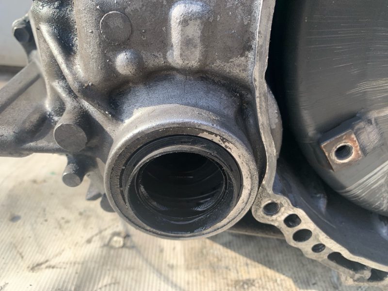 Автоматична трансмісія LEXUS ES300 96-01 30500-33211 — 3