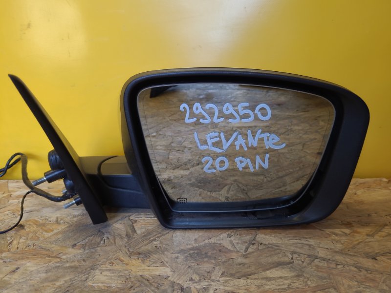 Дзеркало праве MASERATI LEVANTE 16-20 670063034