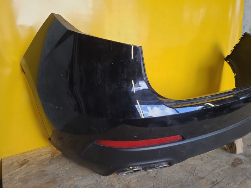 Бампер задній MASERATI LEVANTE 16-20 670085550 — 5