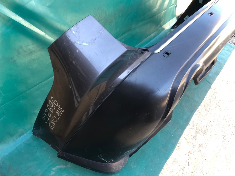 Бампер задній BUICK ENCLAVE 08-12 25992108 — 2