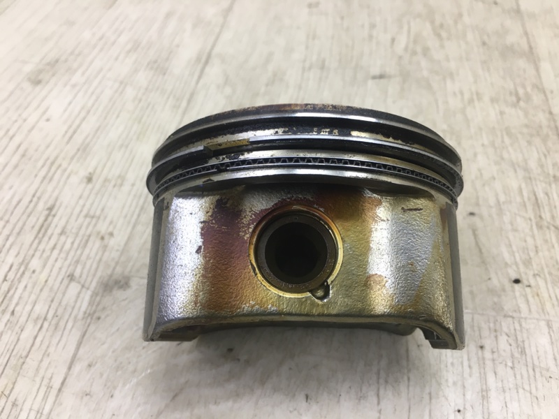 поршень VOLKSWAGEN JETTA USA 10-17 07K107065F — 3