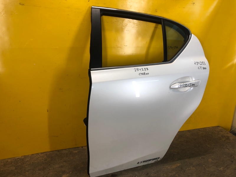 Двері задні ліві LEXUS CT200 17- 6700476030 — 3