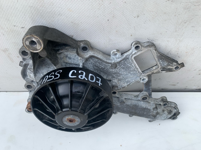 водяний насос MERCEDES E-CLASS C207 09-16 A 276 200 13 01 — 4