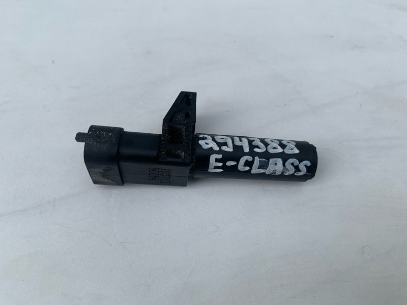 Датчик положення колінвалу MERCEDES E-CLASS C207 09-16 A 276 153 01 28