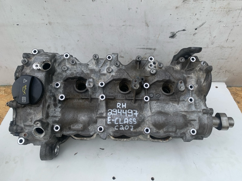 Головка блоку циліндрів права MERCEDES E-CLASS C207 09-16 A 276 010 13 13 — 2