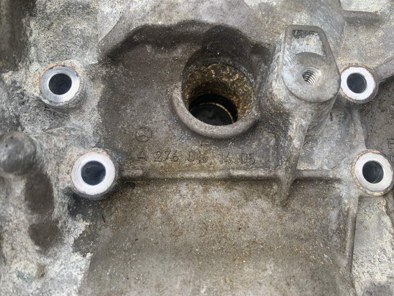 Головка блоку циліндрів права MERCEDES E-CLASS C207 09-16 A 276 010 13 13 — 4